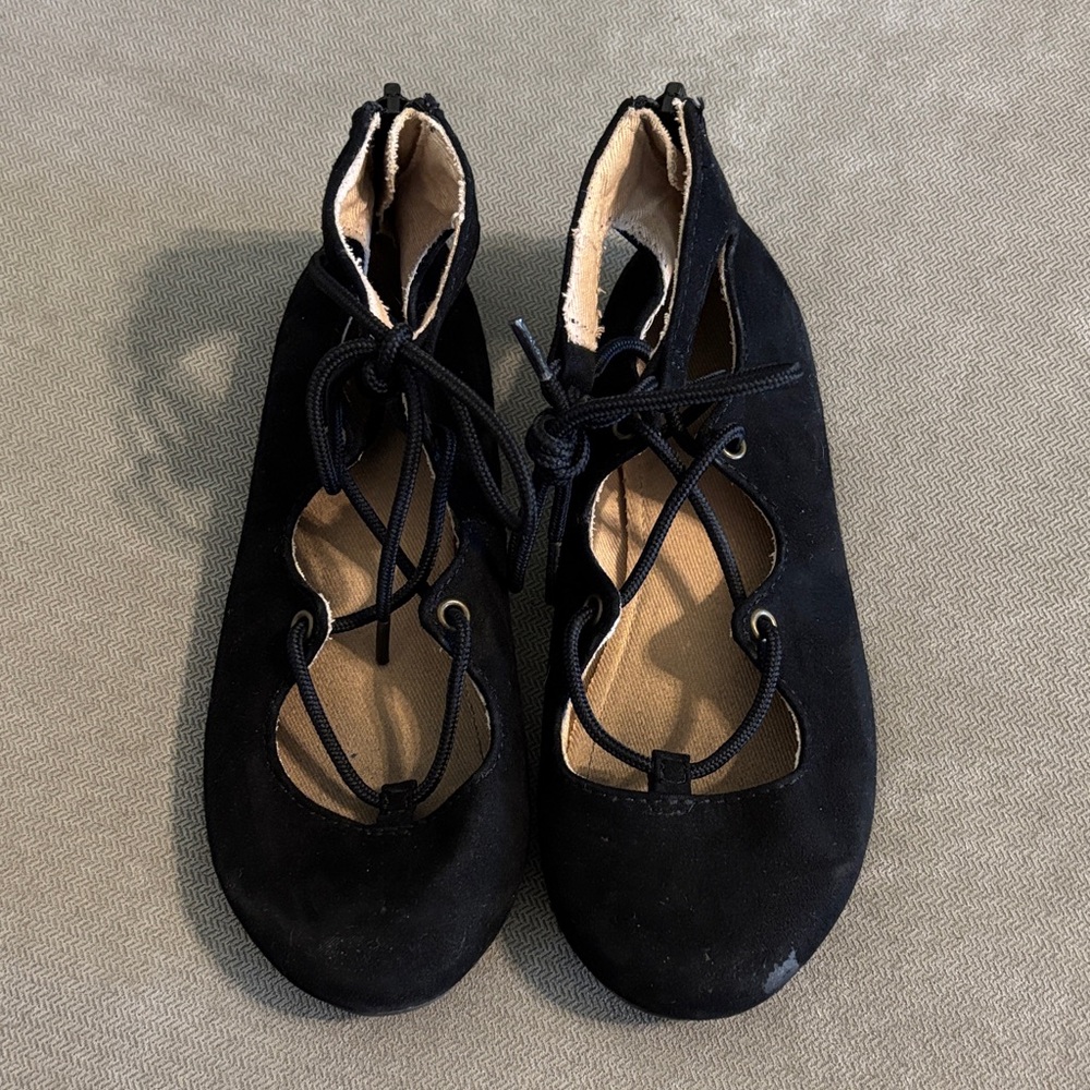 Girl’s black Lace-Up Shoes